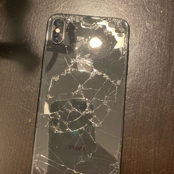 iPhone XS Max at&t - Picture 2 of 3